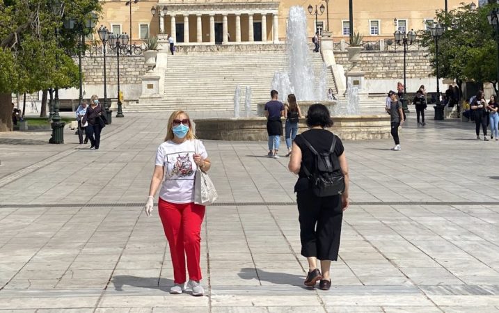 COVID-19 NË GREQI/ Rriten frikshëm rastet e reja, 19 humbje jete në 24 orët e fundit