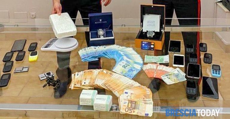 ARRESTOHEN DY TË RINJ SHQIPTARË NË ITALI/ Iu gjetën kokainë dhe bizhuteri me vlerë në banesë