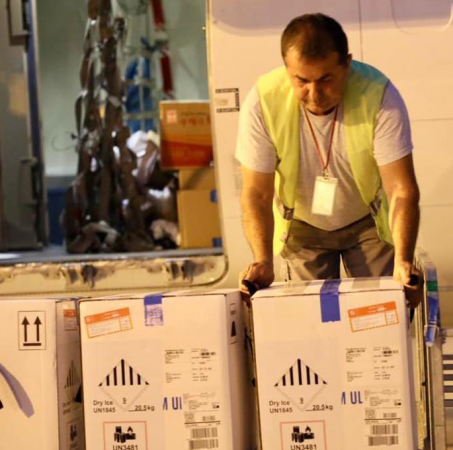 JEP LAJMIN E MIRË/ Rama: 56.160 vaksina Pfizer mbërrijnë në Shqipëri, ftesë çdo qytetari të…
