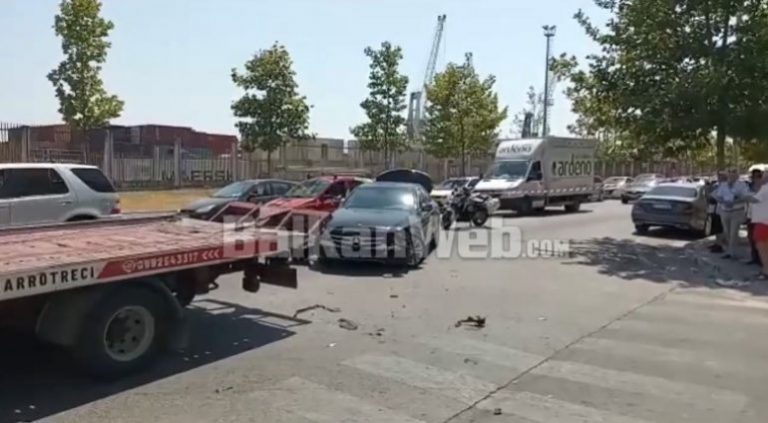 “MOTORI ISHTE ME SHPEJTËSI…”/ I moshuari rrëfen aksidentin ku u plagosën dy policët e patrullës në Durrës