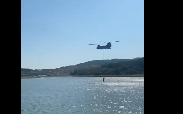ZJARRI NË MALIN E TËRBUNIT/ Peleshi: Dy helikopterë holandezë dhe dhjetëra forca në terren për të neutralizuar flakët…