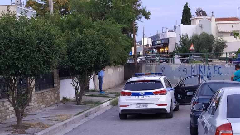 LARJE HESAPESH/ 47-vjeçari grek vritet barbarisht me thikë e çekiç në kokë, kalimtarët panë të gjithë skenën