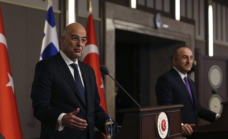 TURQIA E GREQIA BËHEN BASHKË PËR ZJARRET/ Dendias telefonatë me Çavusoglu: Të gatshëm t’i japim ndihmë njëri-tjetrit…
