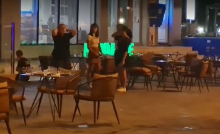 ATENTATI NË LUSHNJE/ Muça i dyshuar më parë si autori i një vrasje në tentativë, në vendngjarje 21 gëzhoja (DETAJET)