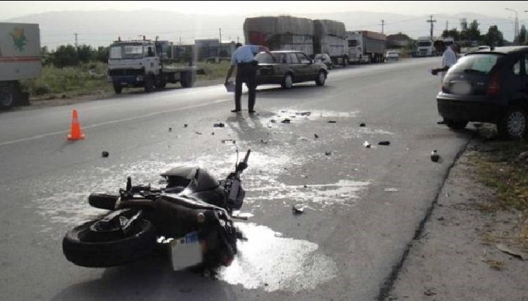 PËRPLASI MOTORIN DHE U LARGUA/ Arrestohet drejtuesi i mjetit në Lushnje