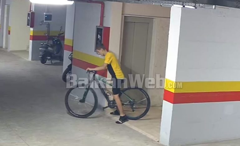DALIN PAMJET/ Sportiv me shapka, si vjedh i mituri i pashqetësuar biçikletat në garazhin e kompleksit në Tiranë