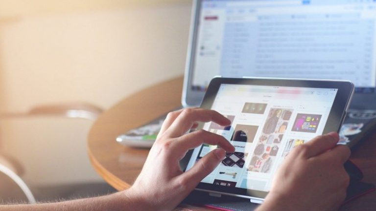 NGA LAJMET TEK LOJA/ Ja për çfarë e përdorin shqiptarët internetin. Rekordin në rajon e mban Kosova