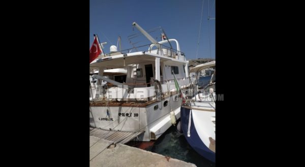 ARRESTIMI I DY SHTETASVE TURQ/ Ky është jahti që u sekuestrua në Portin e Sarandës, kontrolli policor zbuloi… (VIDEO)
