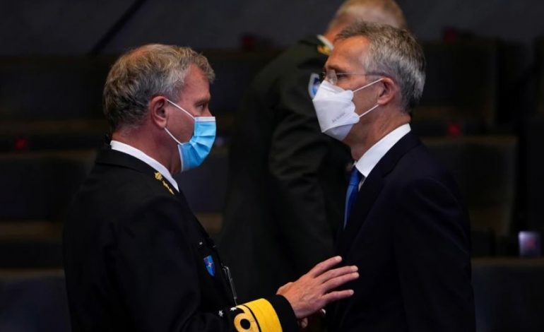 SITUATA NË AFGANISTAN/ NATO: Prioritet përmirësimi i lëvizjes në aeroportin e Kabulit