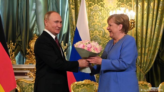 NGA TALEBANËT TE KRIMEJA/ “DW” zbardh diskutimet në Moskë, Merkel: I kam kërkuar Putinit lirimin e Navalnit