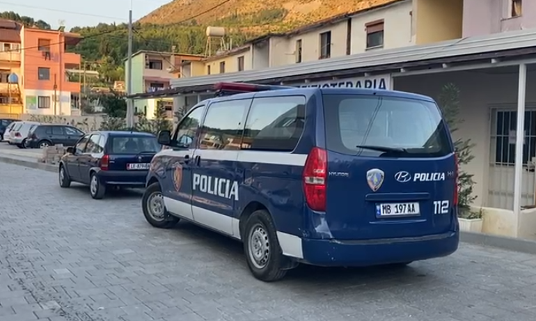 AUTOMATIK, ARMË SHPËRTHYESE E DROGË/ Policia AKSION në Gjirokastër, 5 të arrestuar