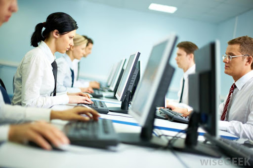 SHQIPTARËT PO PUNOJNË MË PAK NË 2021/ Raporti i INSTAT: Vetëm 59% e popullsisë janë të angazhuar me punë