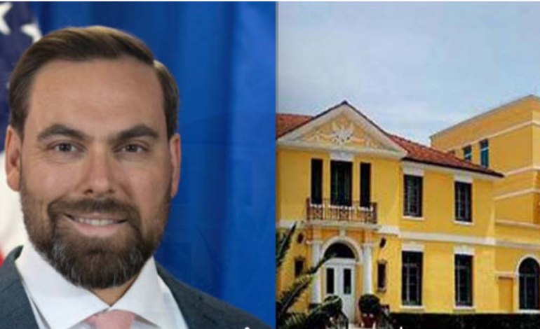 NJOFTIMI/ Ambasada amerikane prezanton zv.ambasadorin e ri në Tiranë që flet shqip: Pres me padurim…