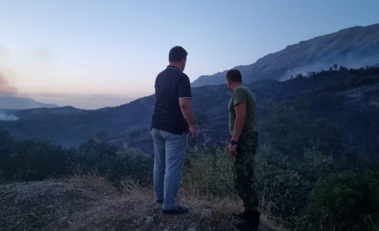 ZJARRET NË GJIROKASTËR/ Kryebashkiaku Golemi: Banorët të evakuuohen, marrim përsipër akomodimin e tyre