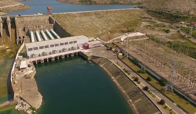 KËTË VIT MË SHUMË ENERGJI/ Shqipëria importoi 68% më pak, eksportoi 4.1% më shumë