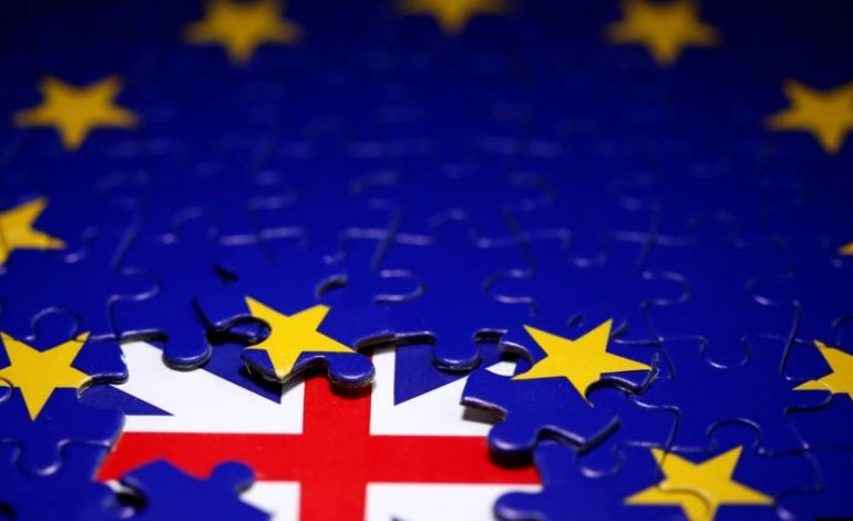 NDRYSHIMET DO…/ Përplajsa Britani-BE mbi rregullat tregtare për Irlandën e Veriut
