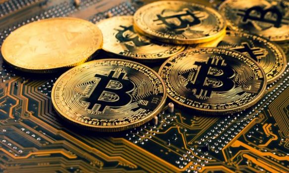 KRIPTOVALUTA/ Rikthehet fuqishëm Bitcoin, sërish tejkalon shumën e 50.000 dollarëve