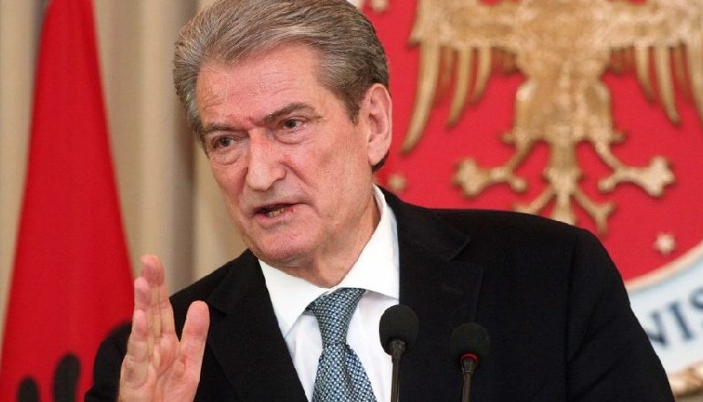 PAS PËRJASHTIMIT/ Berisha nis aksionin kundër Bashës, mbledh nesër demokratët e Tiranës
