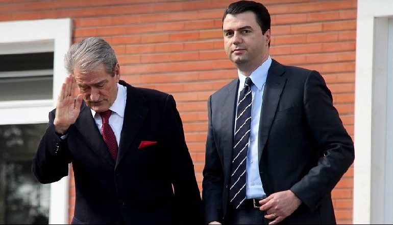 ZBARDHET DEBATI TEK PD/ Leskaj dhe Noka kundër vendimit për përjashtimin e Berishës: Po i jepni Ramës atë që…