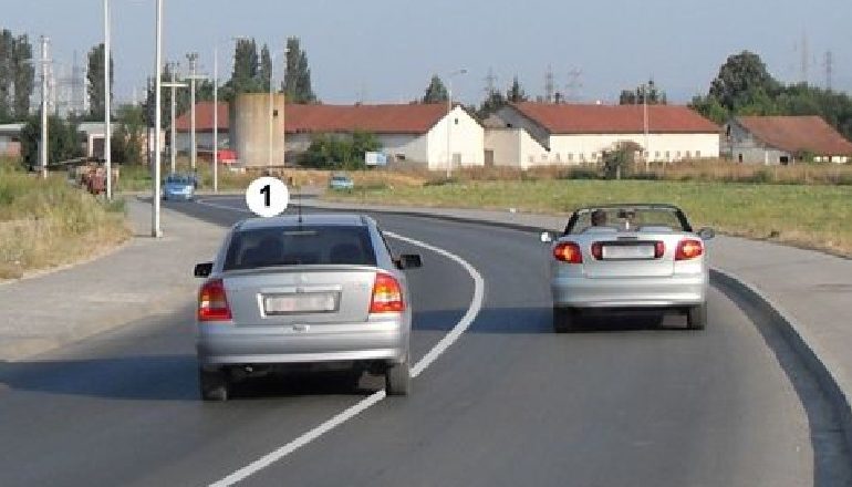 POLICIA AKSION NË BERAT/ Parakalime të rrezikshme, 3 shoferë në pranga dhe 115 të gjobitur