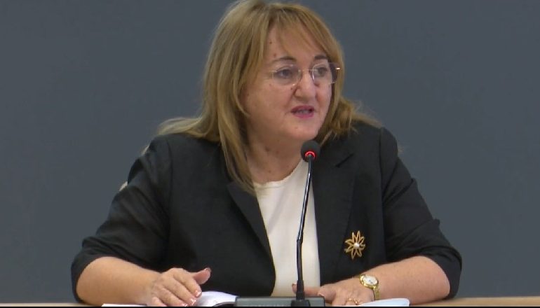 “SITUATA E QËNDRUESHME”/ Rakacolli: Ja çfarë do ndodhë me MASAT anti-COVID