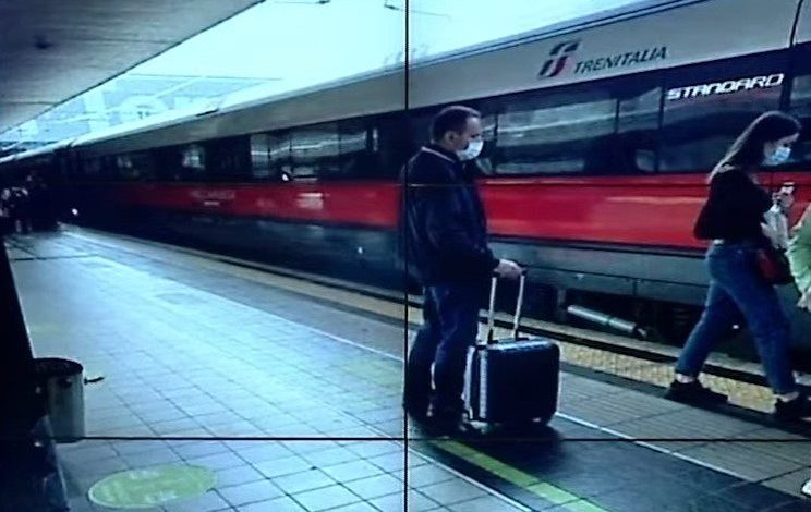 LLALLA “RRUGËVE TË EUROPËS”/ Gazetari: Do kërkojë AZIL, në atë VALIXHE ka marrë…