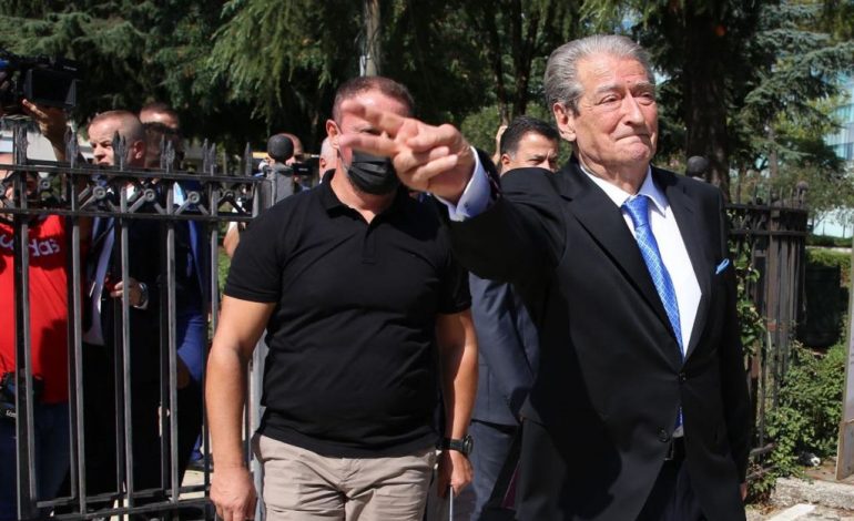 KËRKON RIKTHIMIN/ Sali Berisha: Do shpëtoj PD-në nga Lulzim Basha, do kem takime me anëtarësinë