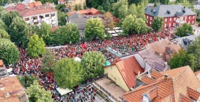 SHUGURIMI I MITROPOLIT SERB/ Malazezët kërkojnë dorëheqjen e Dritan Abazoviç