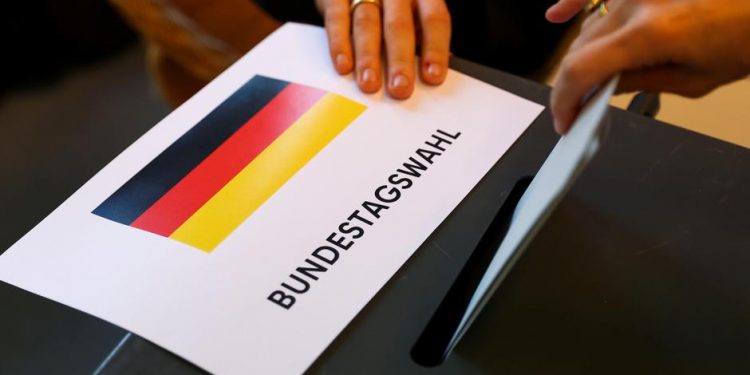 ZGJEDHJET/ Mbyllen votimet në Gjermani, “EXIT POLL”-et: Kryesojnë CDU/CSU dhe socialdemokratët