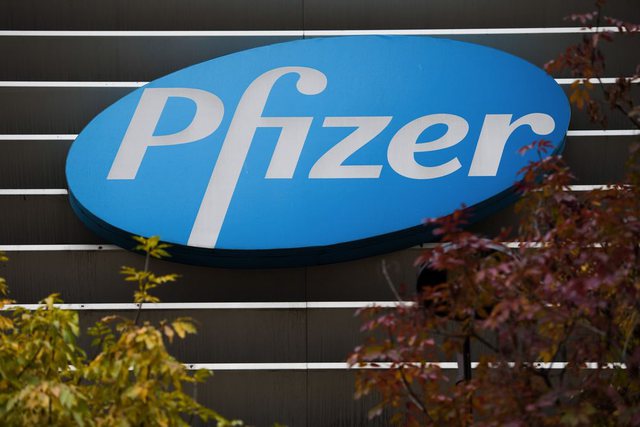 DOZA E TRETË PFIZER/ SHBA vendos nëse do ta miratojë apo jo