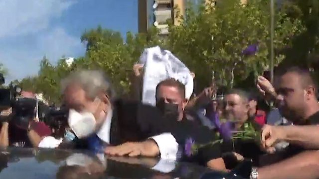 BERISHA NGJITET MBI MAKINË/ I shpall luftë Bashës: Bëri pazare të fëlliqura me Ramën