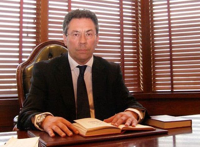 E TRISHTË/ Ndahet nga jeta ish-gjyqtari i Strasburgut dhe anëtari i grupit për hartimin e Kushtetutës, Kristaq Traja!
