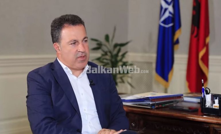 NGA DRONËT USHTARAKË TE HELIKOPTERËT/ Peleshi zbulon planet: Si do ta modernizojmë FA përmes modelit “West Point”