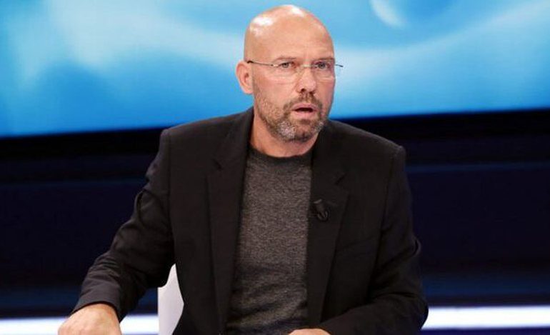 “IK NGA AJO PARTI O ÇUNI I BEUT”/ Manjani “shpërthen” ndaj Bashës: O Zot, ç’ilaç të skaduar paska patur në krye PD