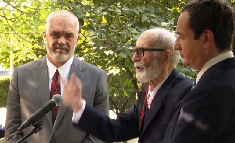 KUJTON KRITIKËN QË I KA BËRË REXHEP QOSJA/ Rama: Që prej asaj dite, nuk e fus më dorën në xhep…