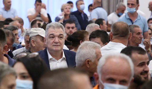 PASI U “RRESHTUA” ME BERISHËN/ Çlirim Gjata “thumbon” Bashën: Nuk PROTESTUAM pas 25 prillit sepse…