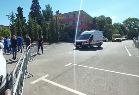 SITUATA E COVID NË SPITALE/ Në Infektiv 7 urgjenca brenda 3 orësh, shtrimet e reja kryesisht në moshat mbi 60 vjeç