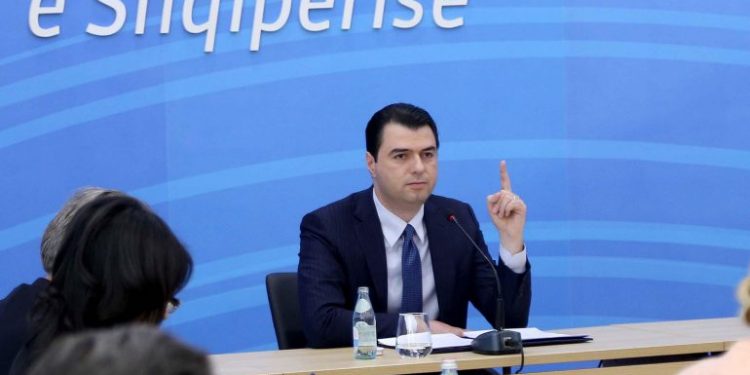 PASI PËRJASHTOI BERISHËN/ Basha në mbledhjen e Grupit: Vendimi më i vështirë, e mora vetë