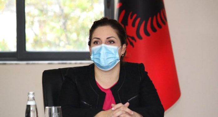 ZBULON DETAJE/ Xhaçka: Presim 1300 afganë, vështirësi për të marrë 4 mijë