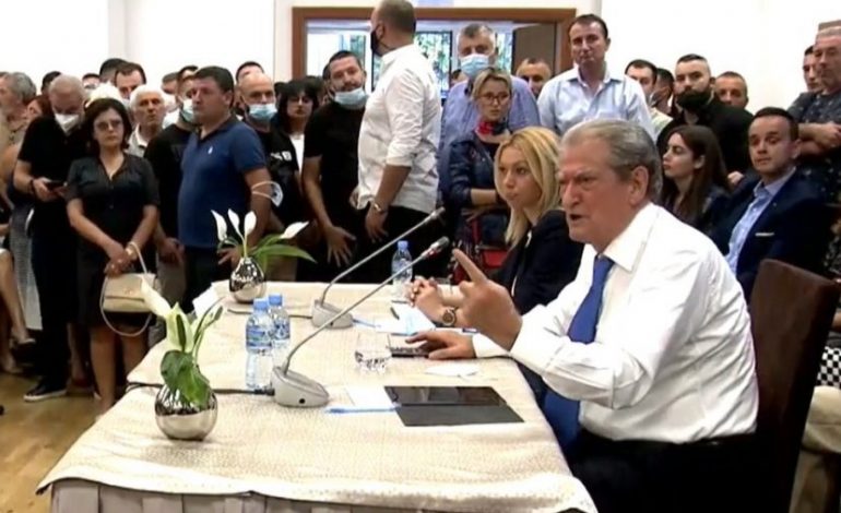 AKUZA TË FORTA NDAJ BASHËS/ Berisha: Basha ka folur kundër meje te ndërkombëtarët. Ma thonë hapur në sy…