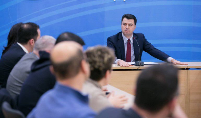 SABOTIM BERISHËS? Zbulohet lëvizja e Bashës, thërret në takim drejtuesit e PD të Fierit, një ditë para “Foltores”