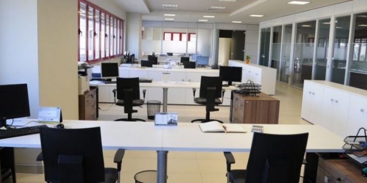 LAJM I MIRË/ Qeveria “Rama” shton edhe 12 mijë të punësuar në sektorin publik