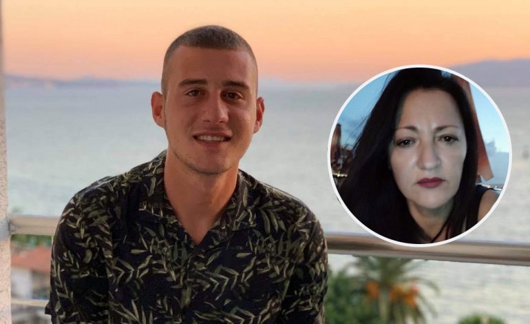 “AI ISHTE…”/ Postoi foton e të birit që vrau nënkomisarin, por ja çfarë i shkruajnë të afërmit mamasë së 21 vjeçarit