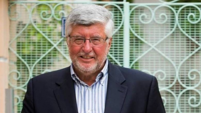 E KA PËR SHQIPËRINË? Ish ambasadori grek: Së shpejti do njohim Kosovën. Por ndalohet bashkimi i saj me…