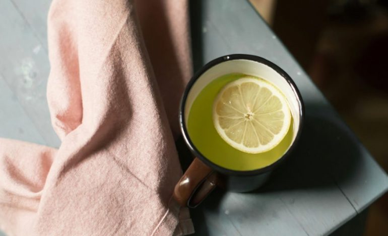 ÇAJ JESHIL ME LIMON/ Pija më e shëndetshme në botë