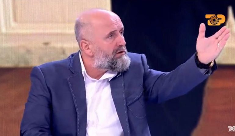 HABIT sërish konspiracionisti Cako: Mund të zhduket edhe gjuha shqipe se Sorosi…