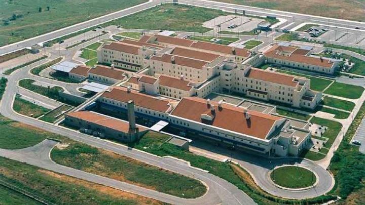 NUK U VAKSINUAN/ Pushohen nga puna 92 punonjës shëndetësor në Greqi