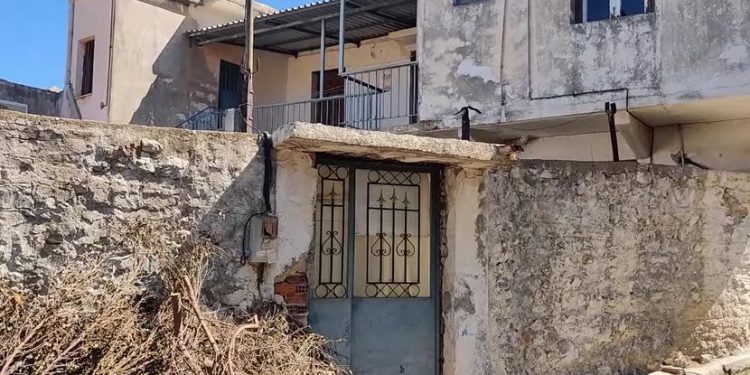 GJENDET E BETONIZUAR NJË GRUA/ Prej 6 muajsh rezultonte e humbur në Greqi