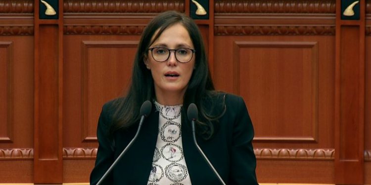 FISKALIZIMI/ Ministrja e Ekonomisë dhe Financave: Shqetësim biznesi i vogël, 53% kanë filluar procedurat