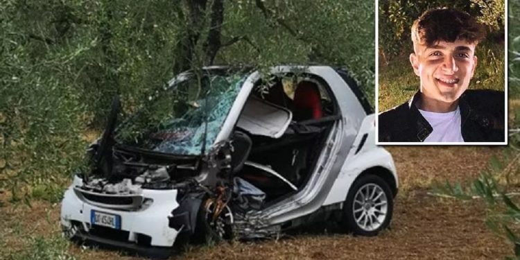E TRISHTË/ “Smarti” PËRPLASET me pemën, 21-vjeçari shqiptar në Itali humb jetën në aksident